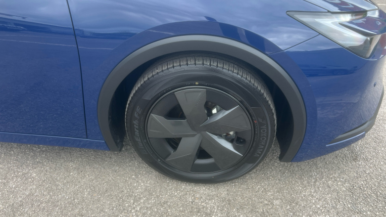 Toyota Prius 2.0 PHEV Design 5dr CVT Hatchback